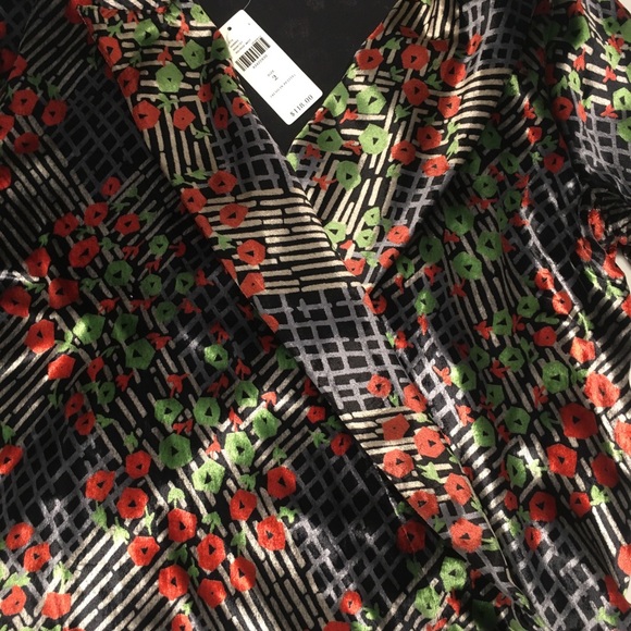 Velvet wrap blazer - Picture 3 of 5